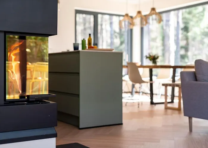 Waldvilla Mit Tiny House Im Kuestenwald 빌라 *