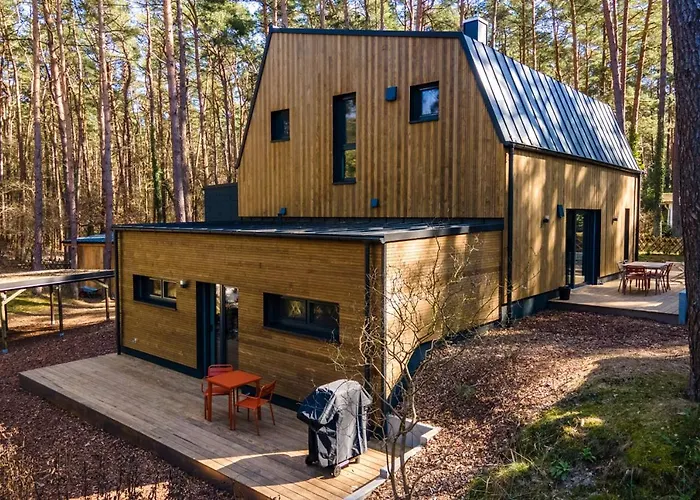 Waldvilla Mit Tiny House Im Kuestenwald