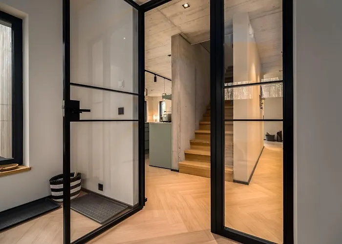 빌라 Waldvilla Mit Tiny House Im Kuestenwald 루브민