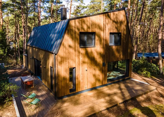 Waldvilla Mit Tiny House Im Kuestenwald 빌라 루브민
