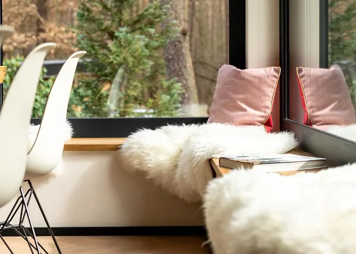 Waldvilla Mit Tiny House Im Kuestenwald 빌라 루브민